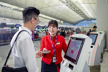 航空業工種廣泛，包括飛機維修、航空貨運、飛行運作、地勤服務以至航空配餐等各方面。