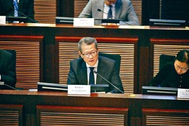 陳茂波預測，政府今個財政年度將出現赤字。