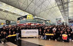 香港麥當勞於早前安排超過三百三十名員工參加上海「遊學團」，進行主題研討會及市場考察。