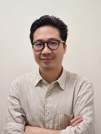 登記護士(精神科)暨註冊社工鍾業新