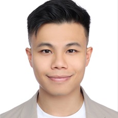DotAI行政總裁楊廣澤(Chak)以「即學即用職場AI」為大家介紹職場如何使用AI。
