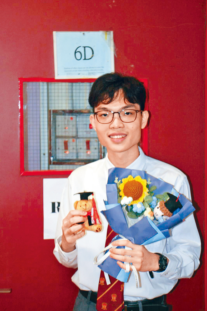 來自英皇書院的陳駿傑(Magnus)分享了他備考文憑試的歷程與感受。
